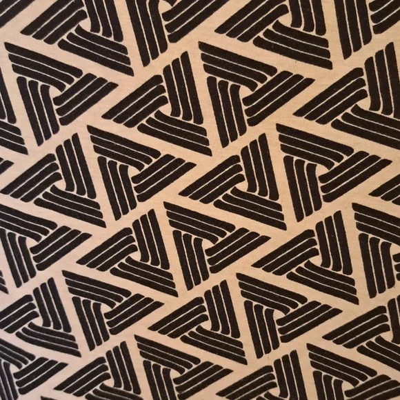 3XL LuLaRoe Classic - Picture 3 of 3